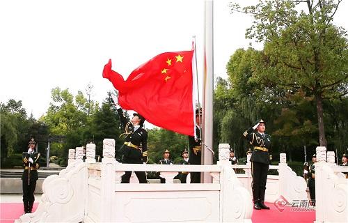 保定高新区:新春送“福” 税暖人心